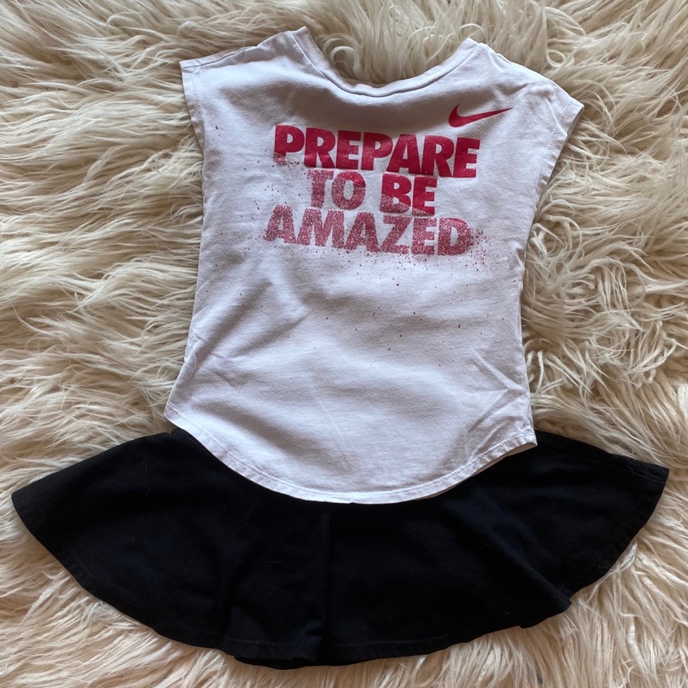 Girls Nike shirt